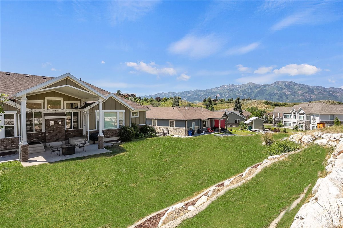 COTTONWOODS - Residential