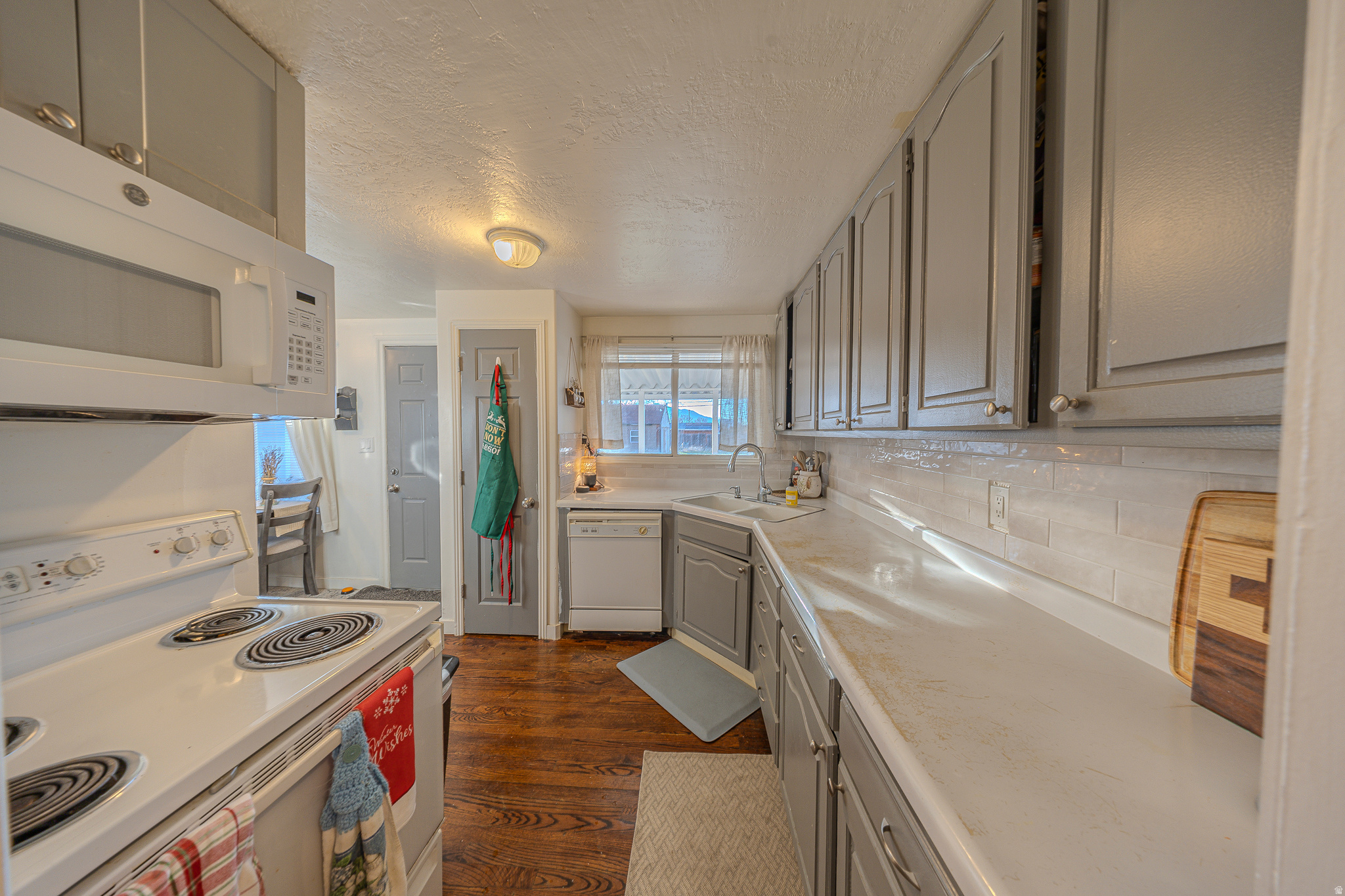 MONROE GARDENS - Residential