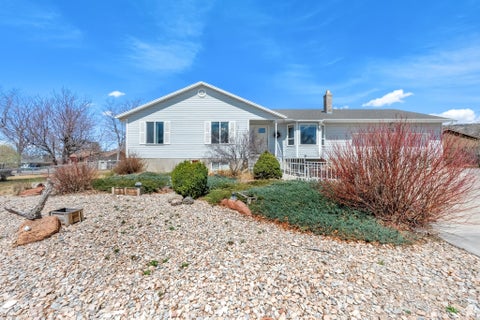 Homes For Sale - 154 W Main St<br/> Bicknell, UT 84715