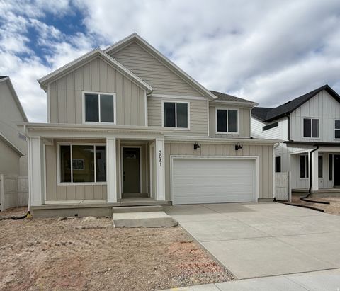 Photo of 3041 N SUMMER WOOD DR #647, Eagle Mountain, UT 84005 (MLS # 2146977)