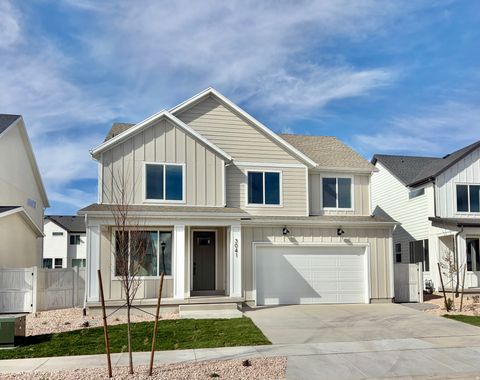Photo of 3041 N SUMMER WOOD DR #647, Eagle Mountain, UT 84005 (MLS # 2146977)
