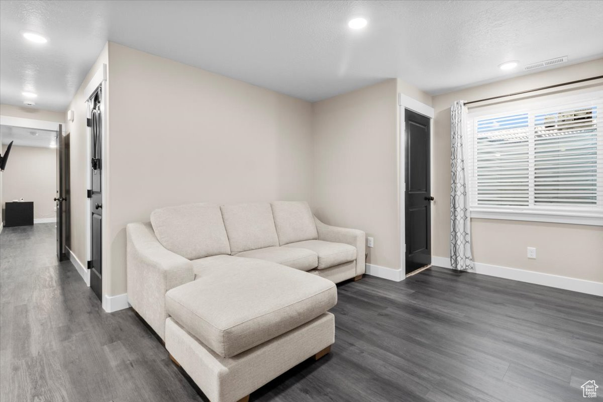 CENTERFIELD ESTATES - Residential