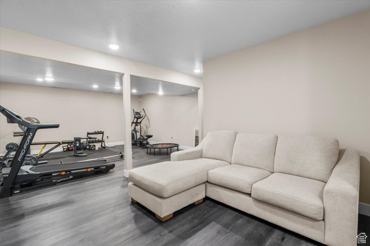 CENTERFIELD ESTATES - Residential