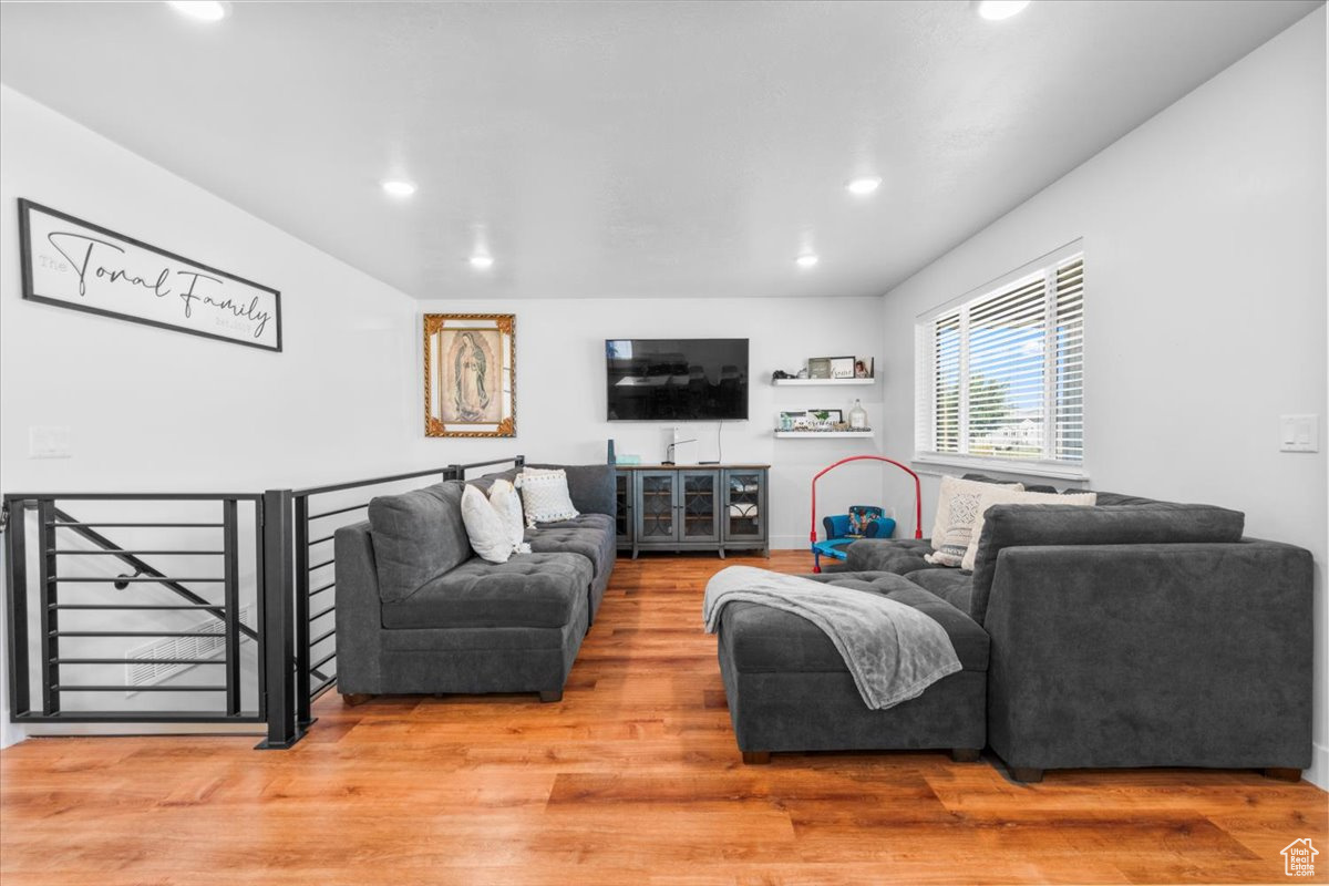 CENTERFIELD ESTATES - Residential