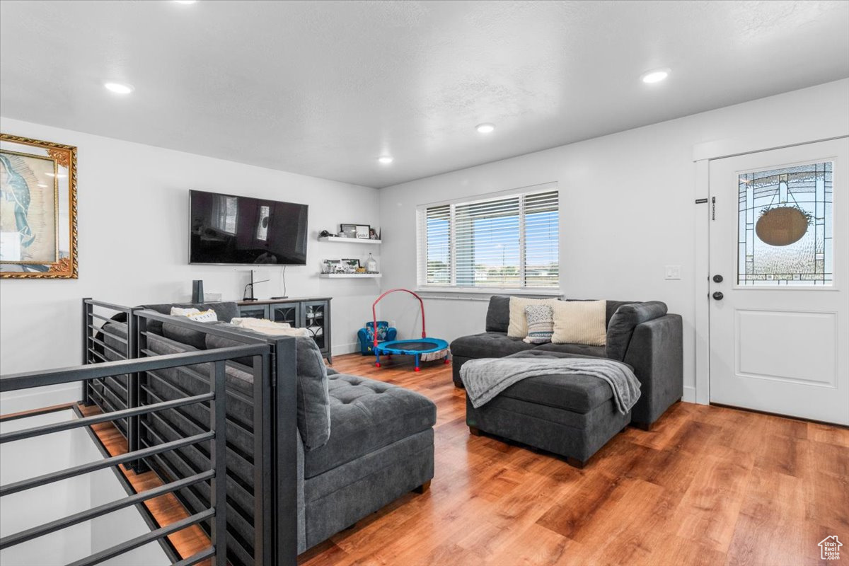 CENTERFIELD ESTATES - Residential