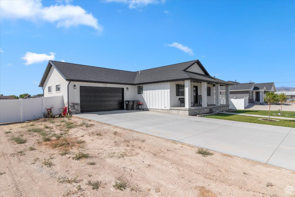CENTERFIELD ESTATES - Residential