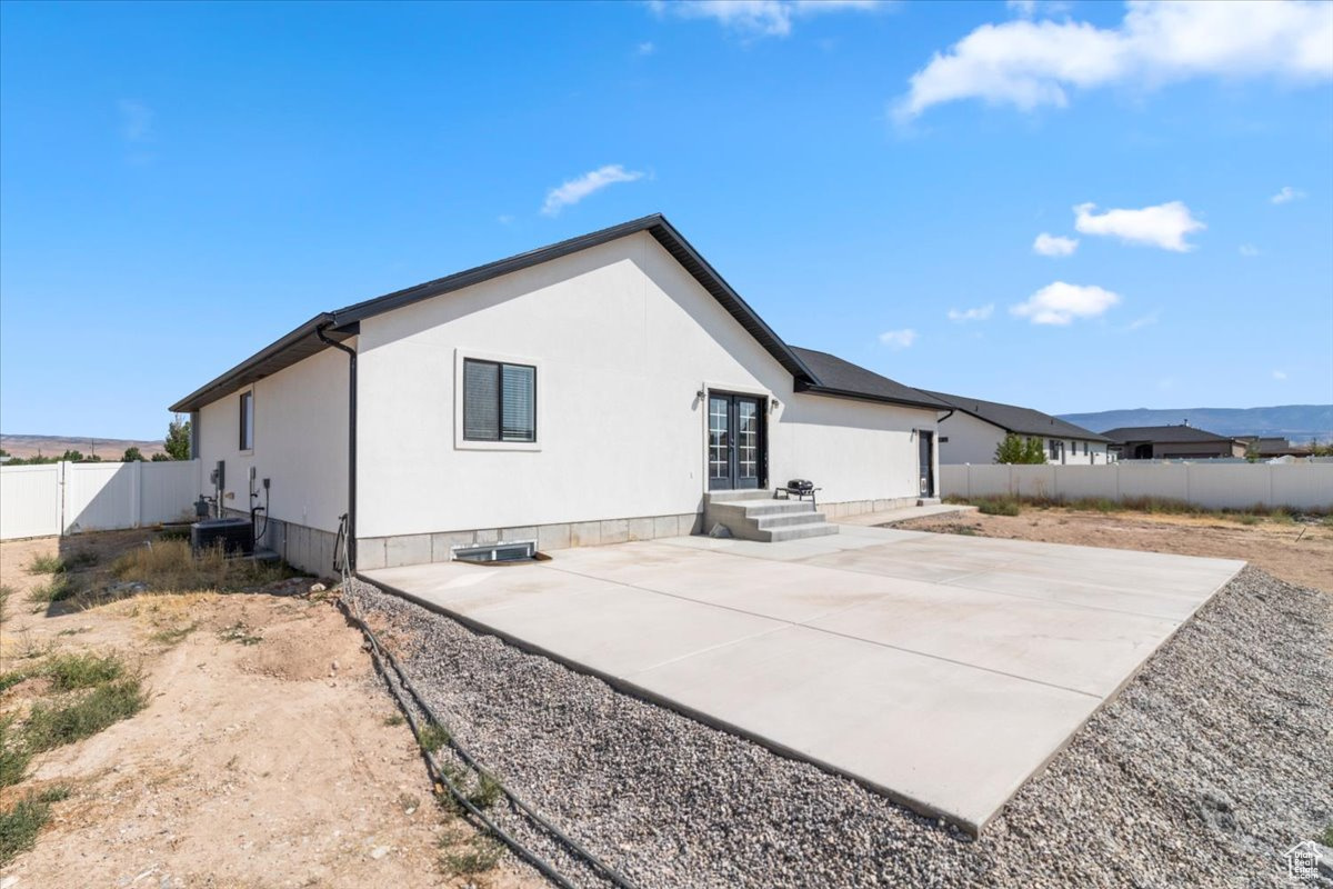 CENTERFIELD ESTATES - Residential