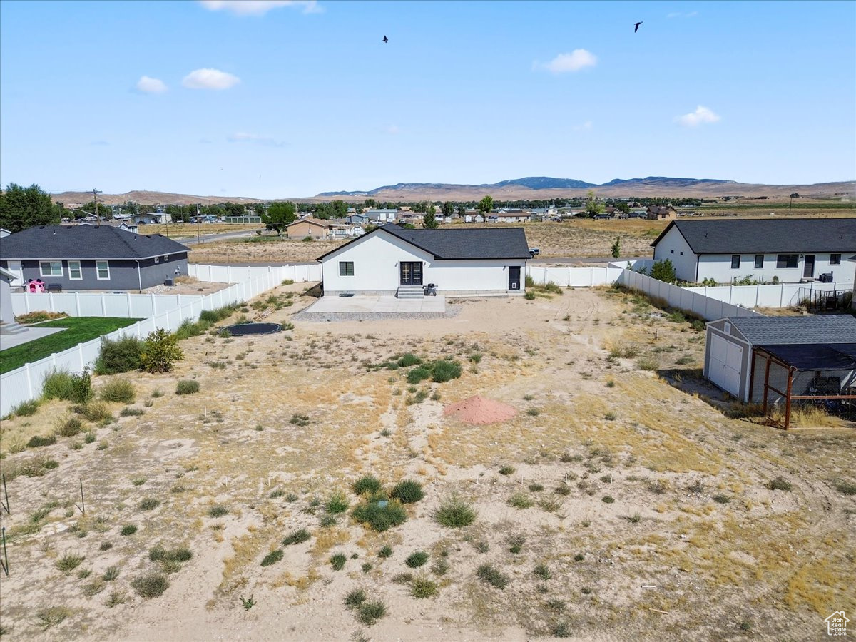 CENTERFIELD ESTATES - Residential