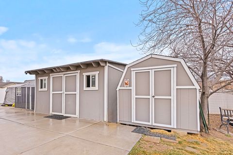 Tiny photo for 2955 S 1375 W, Syracuse, UT 84075 (MLS # 2137042)