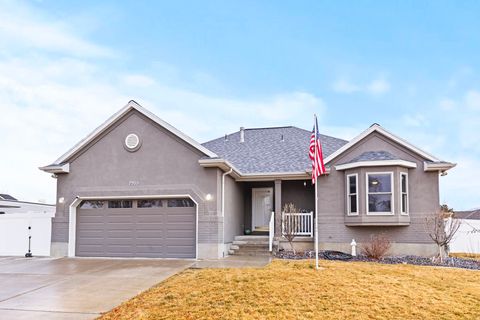 Tiny photo for 2955 S 1375 W, Syracuse, UT 84075 (MLS # 2137042)