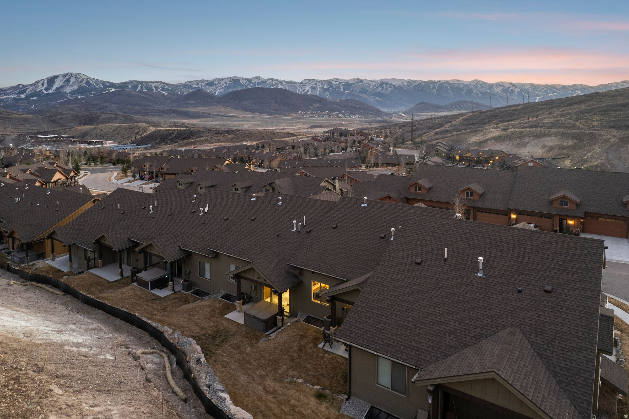 BLACK ROCK RIDGE - Residential