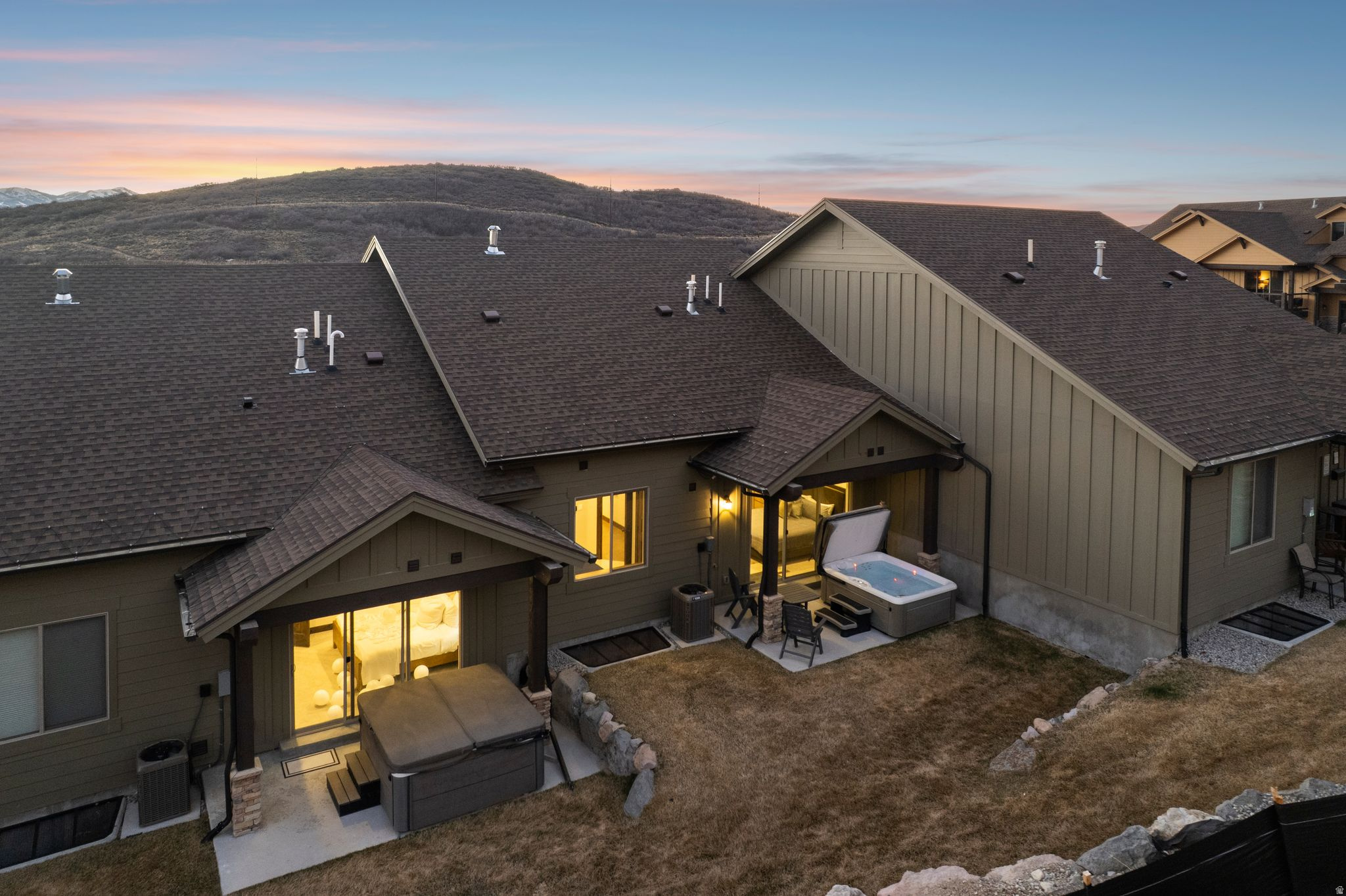 BLACK ROCK RIDGE - Residential