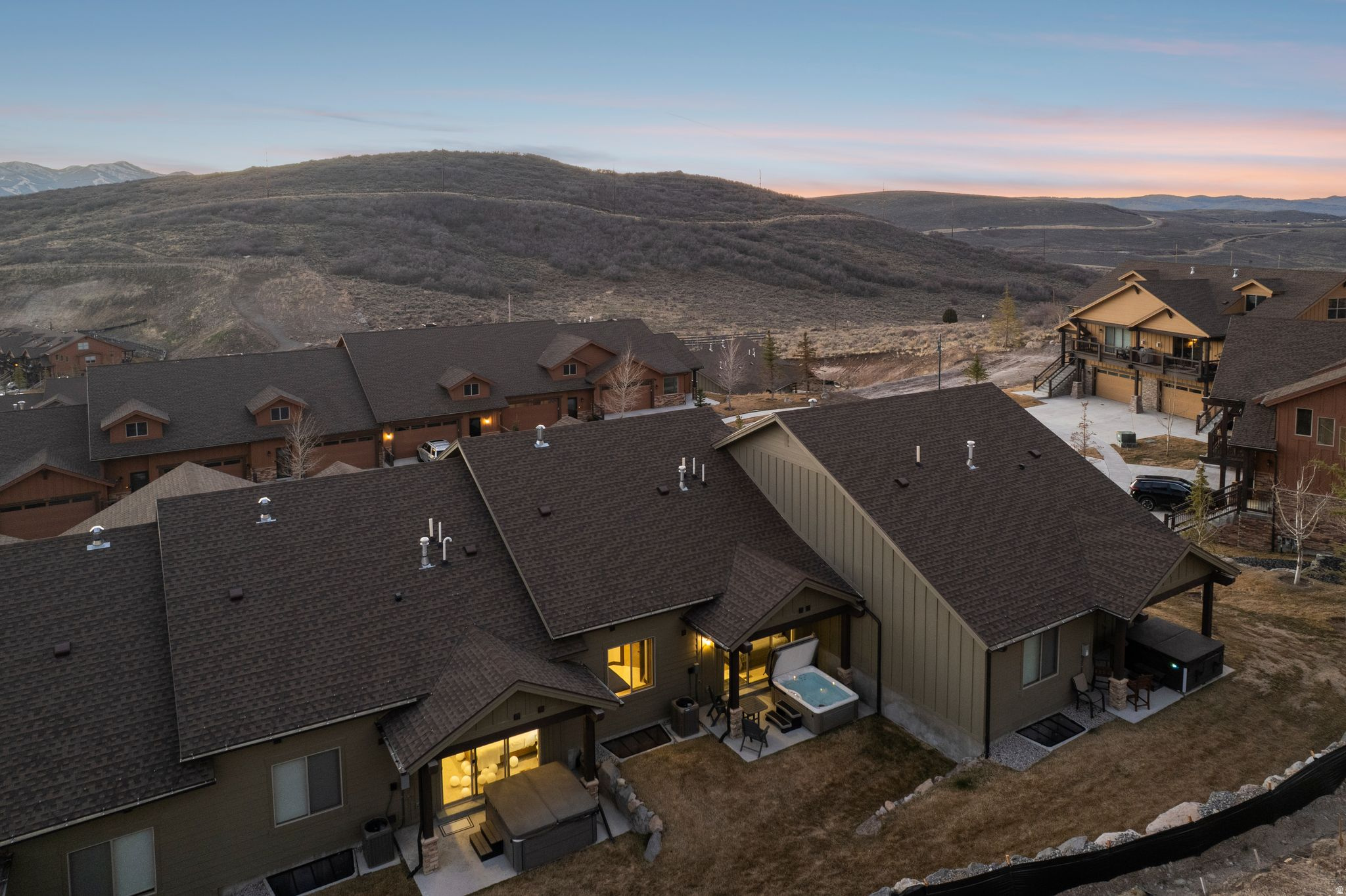 BLACK ROCK RIDGE - Residential