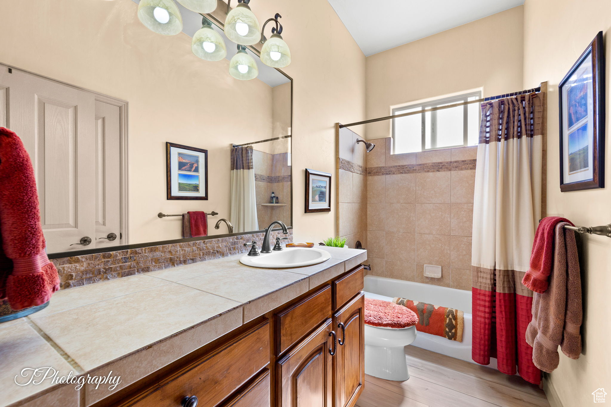 PARADISE CANYON 5 - Residential