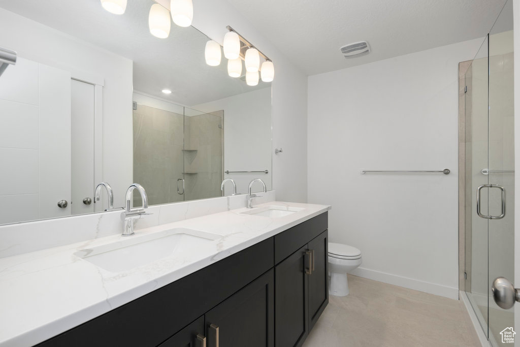 AXIS TOWNHOMES - Residential