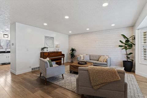 Tiny photo for 1351 E BAER RD, Fruit Heights, UT 84037 (MLS # 2142654)