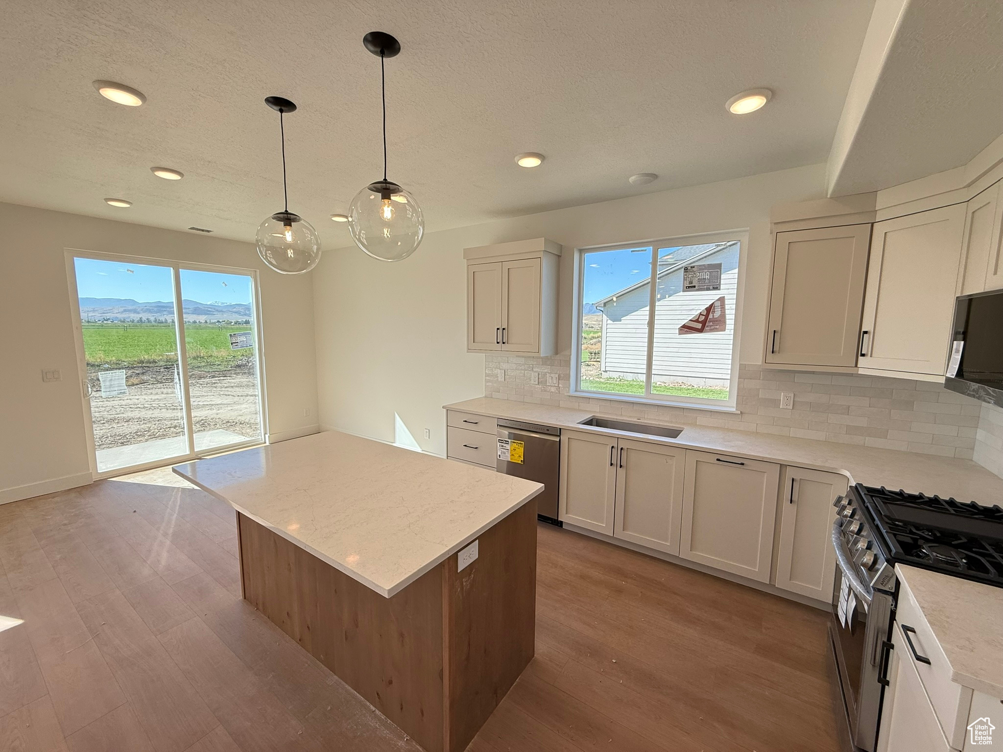 CANYON ESTATES SUBDIVISION PHASE 5 - Residential