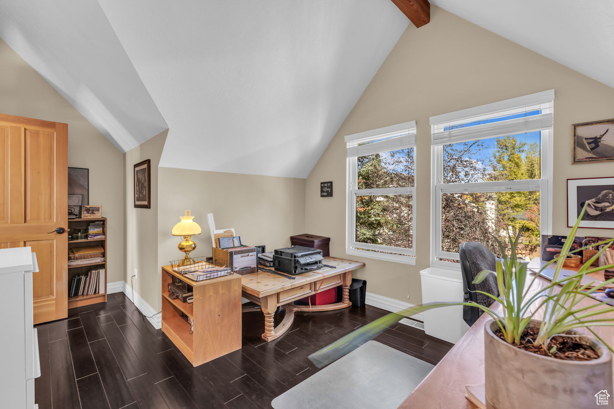 SILVER SPRINGS - Residential