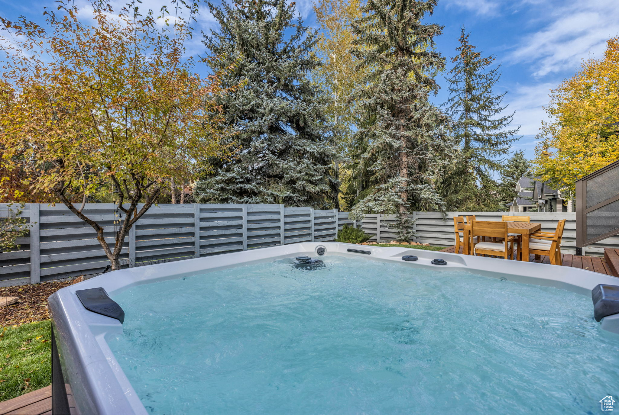 SILVER SPRINGS - Residential