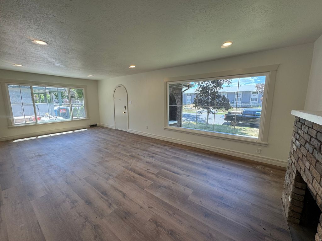 Photo of 226 N 300 W, Provo, UT 84601 (MLS # 2160432)