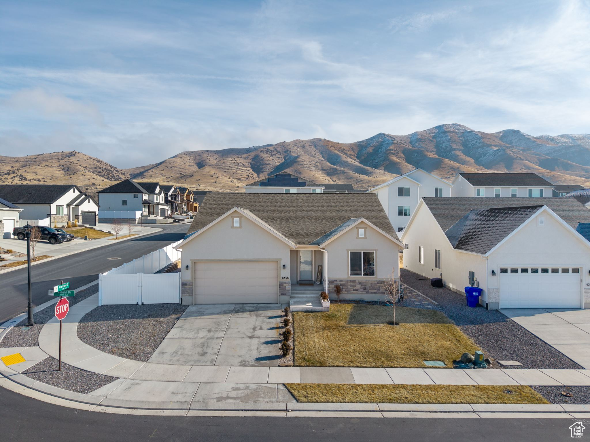 4238 N Fairfield Dr, Eagle Mountain, Utah image 2