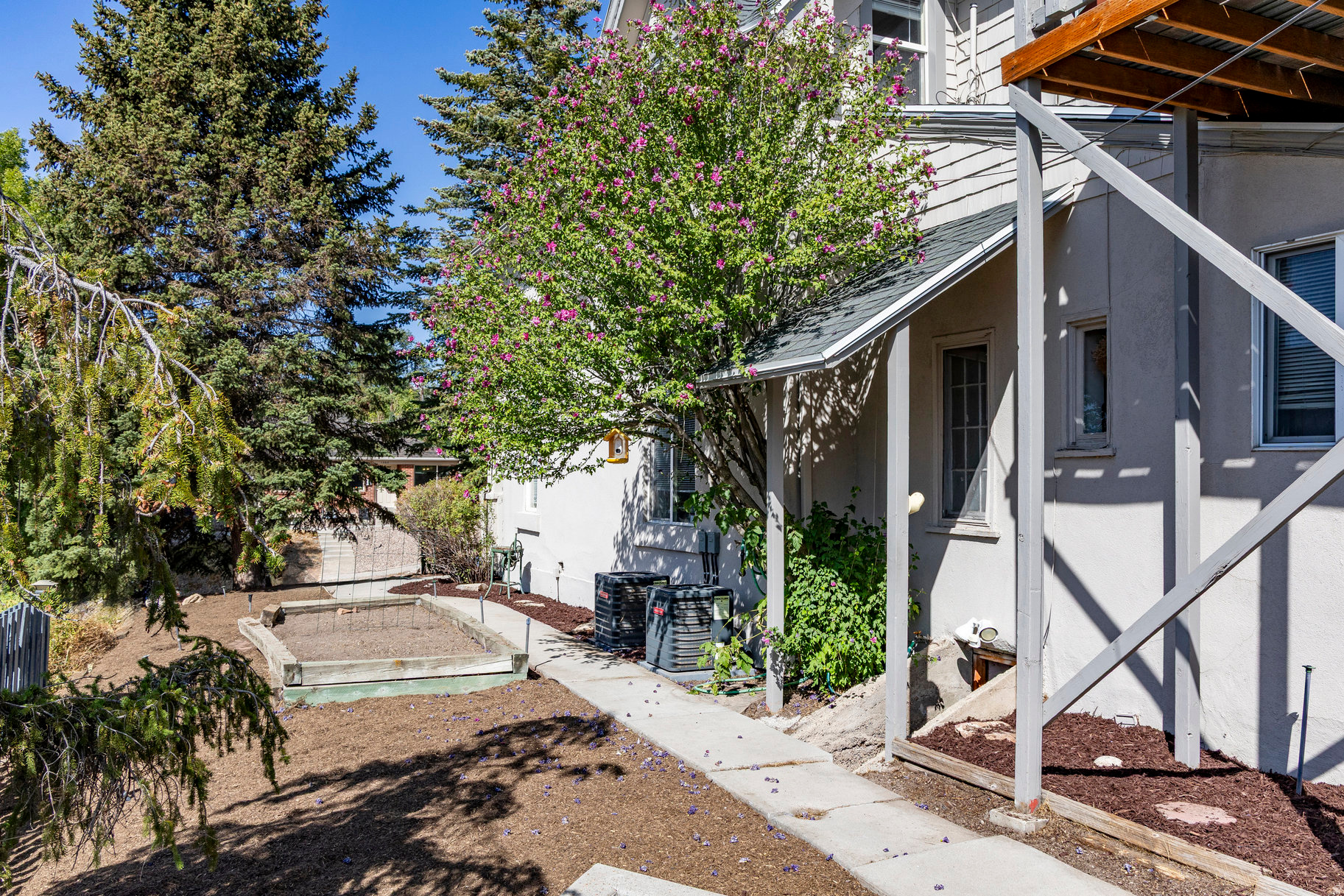 PARK - Residential Income