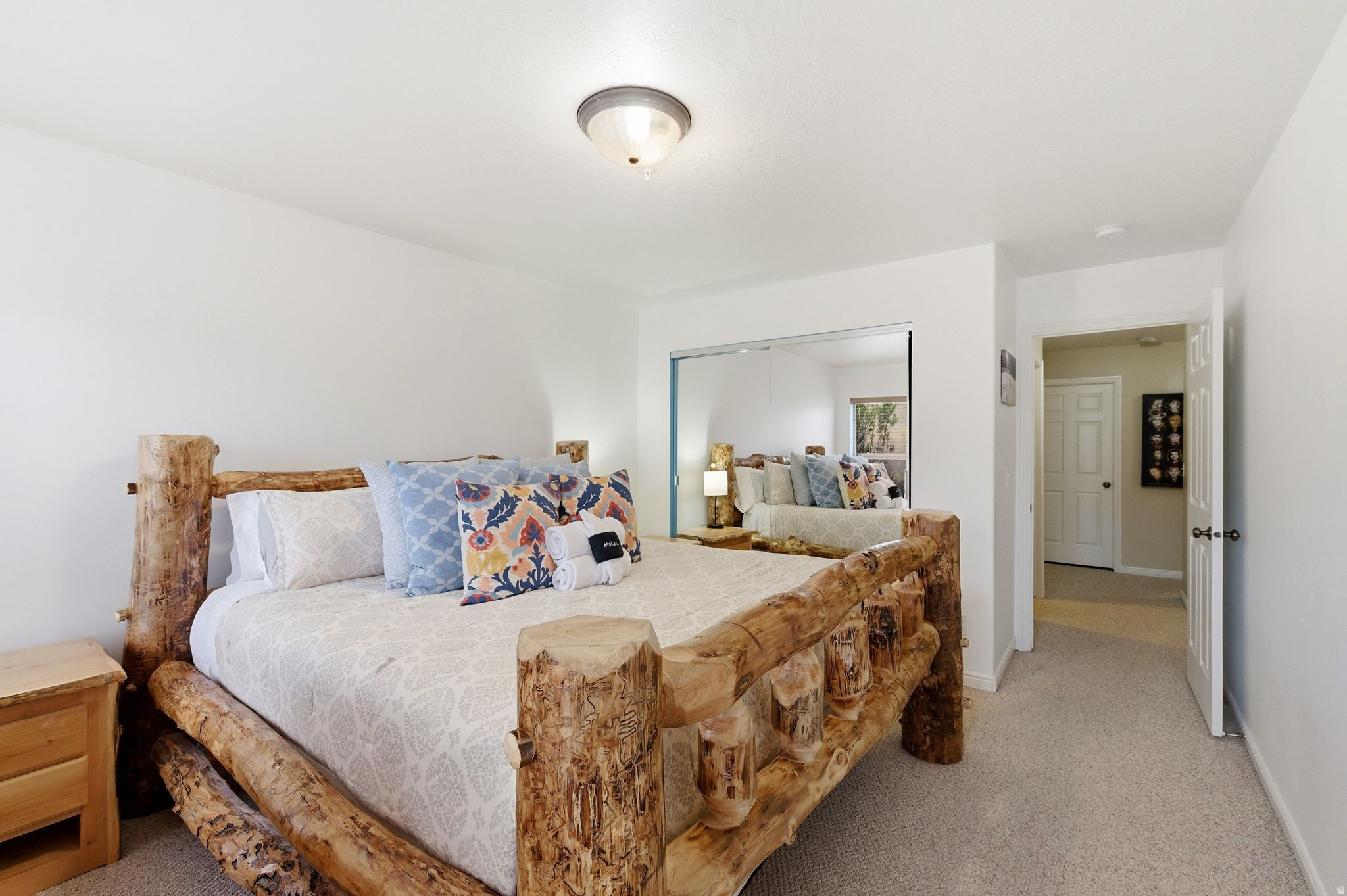 MOOSE HOLLOW CONDOMI - Residential