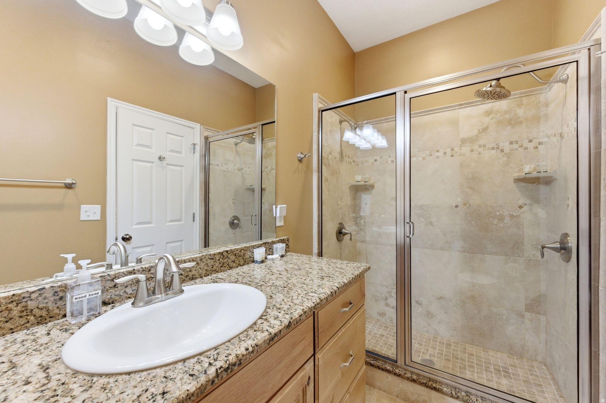 MOOSE HOLLOW CONDOMI - Residential