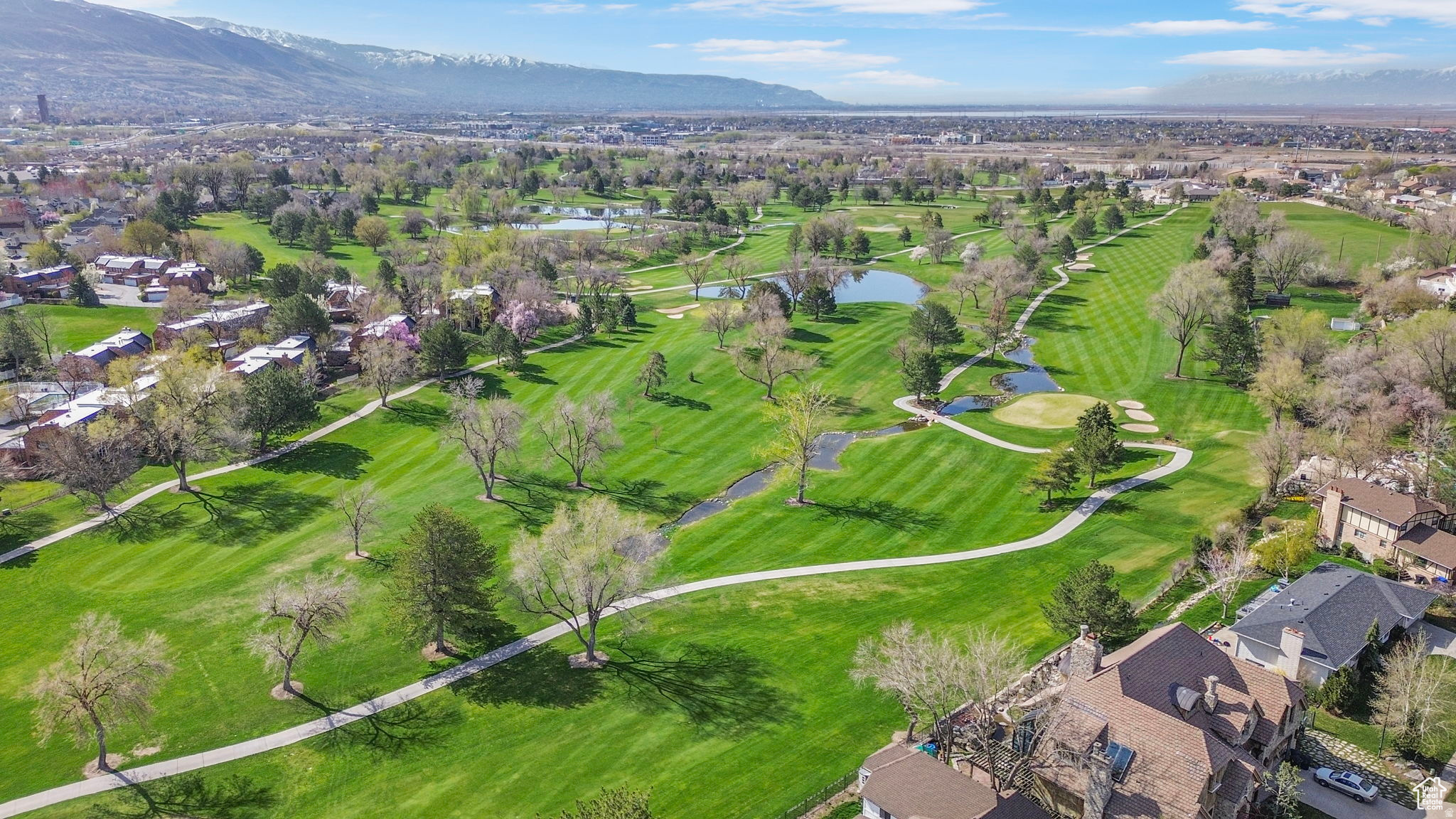OAKRIDGE VILLIAGE - Residential