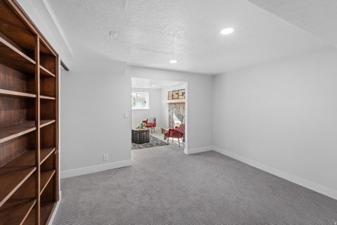 Tiny photo for 1406 SWINTON LN, Farmington, UT 84025 (MLS # 2159604)
