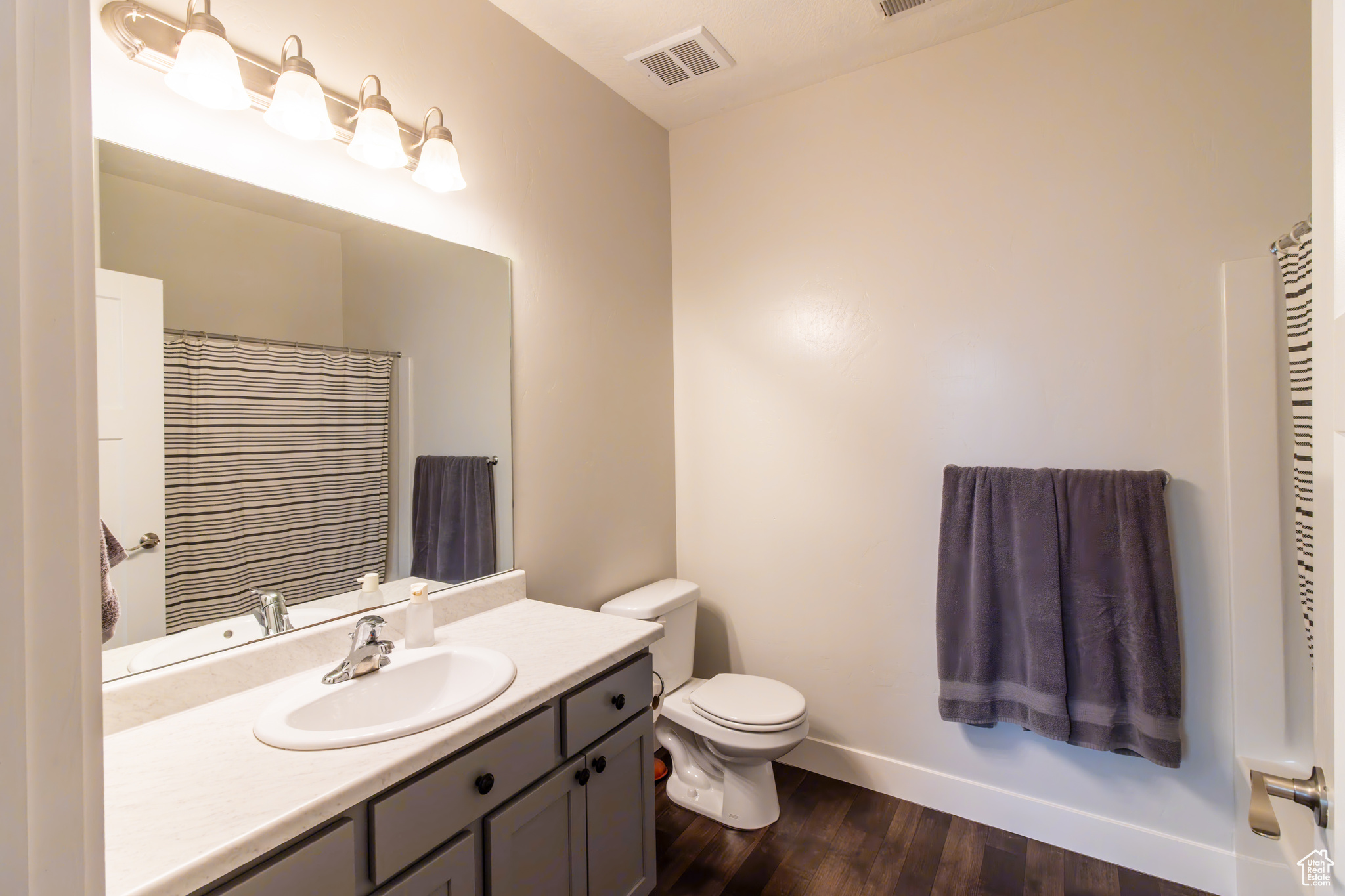 2162 W Main St #E101, Lehi, Utah image 18
