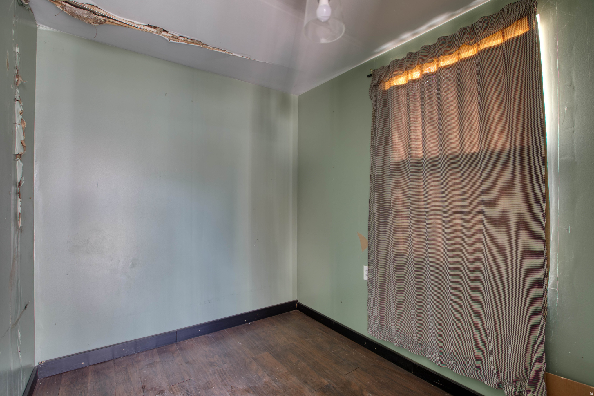 SOUTHGATE PARK - Residential