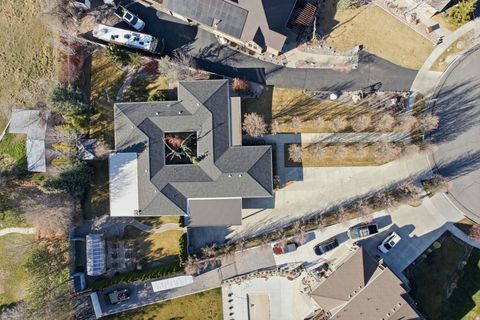 Tiny photo for 145 W CARNESECCA CT, Mapleton, UT 84664 (MLS # 2141448)