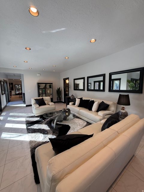 Tiny photo for 145 W CARNESECCA CT, Mapleton, UT 84664 (MLS # 2141448)