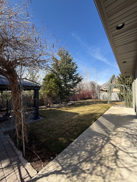 Tiny photo for 145 W CARNESECCA CT, Mapleton, UT 84664 (MLS # 2141448)