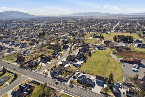 Tiny photo for 145 W CARNESECCA CT, Mapleton, UT 84664 (MLS # 2141448)