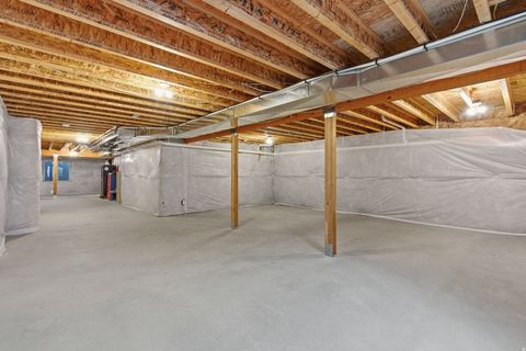 Tiny photo for 145 W CARNESECCA CT, Mapleton, UT 84664 (MLS # 2141448)