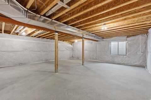 Tiny photo for 145 W CARNESECCA CT, Mapleton, UT 84664 (MLS # 2141448)