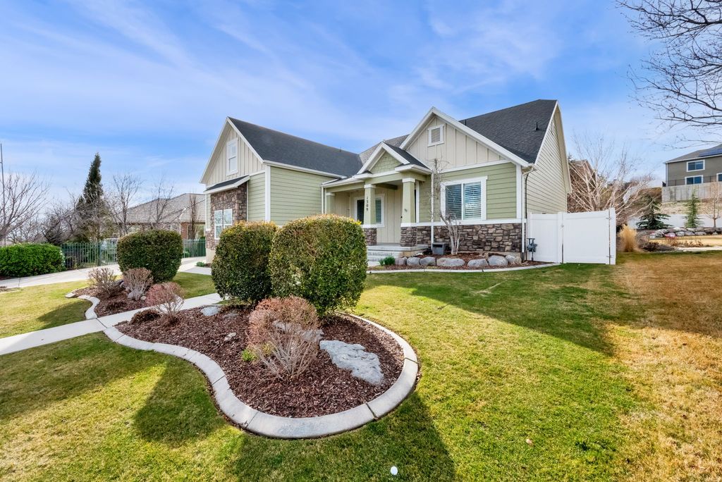 Photo of 1309 N 200 E, American Fork, UT 84003 (MLS # 2141236)