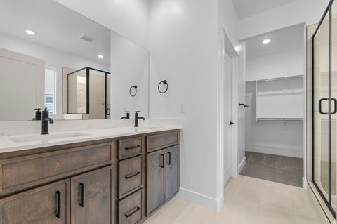 Tiny photo for 220 W GLENBRITTLE DR #206, Lehi, UT 84043 (MLS # 2130505)