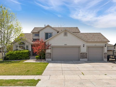 Photo of 4541 W 5800 S, Hooper, UT 84315 (MLS # 2155982)