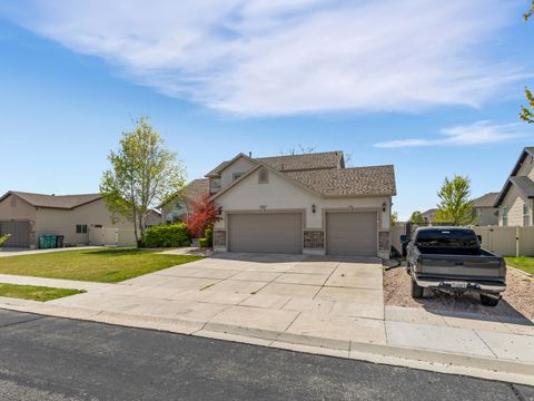Tiny photo for 4541 W 5800 S, Hooper, UT 84315 (MLS # 2155982)