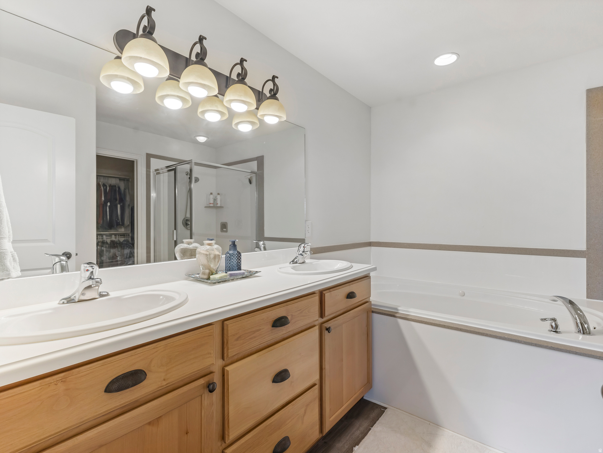 FREEDOM ESTATES - Residential