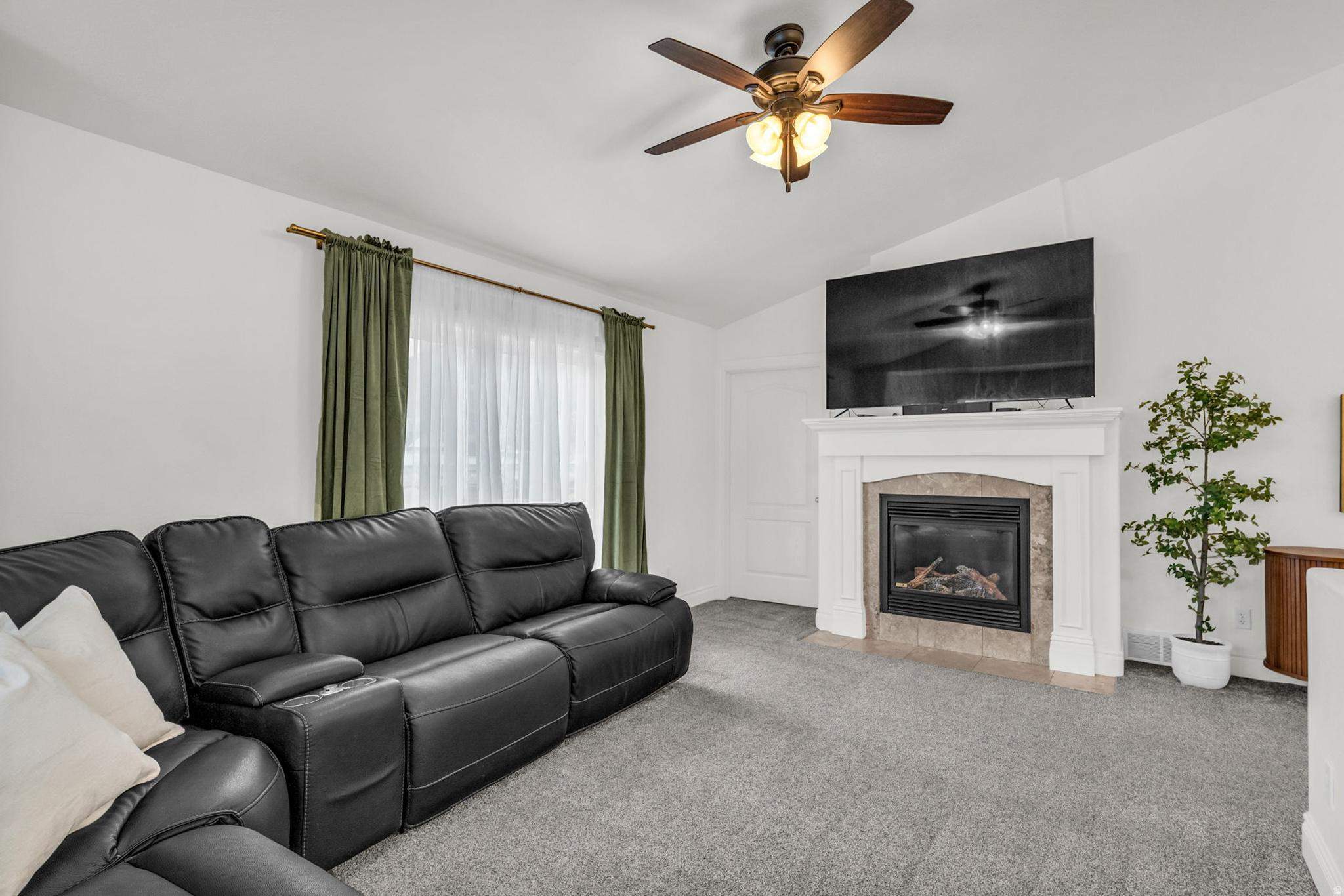 SOMERSET - Residential Income