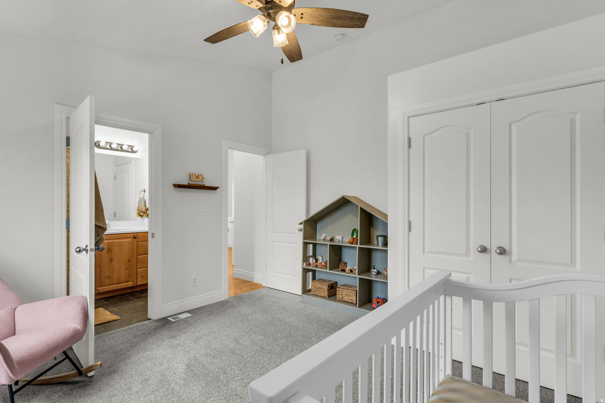 SOMERSET - Residential Income