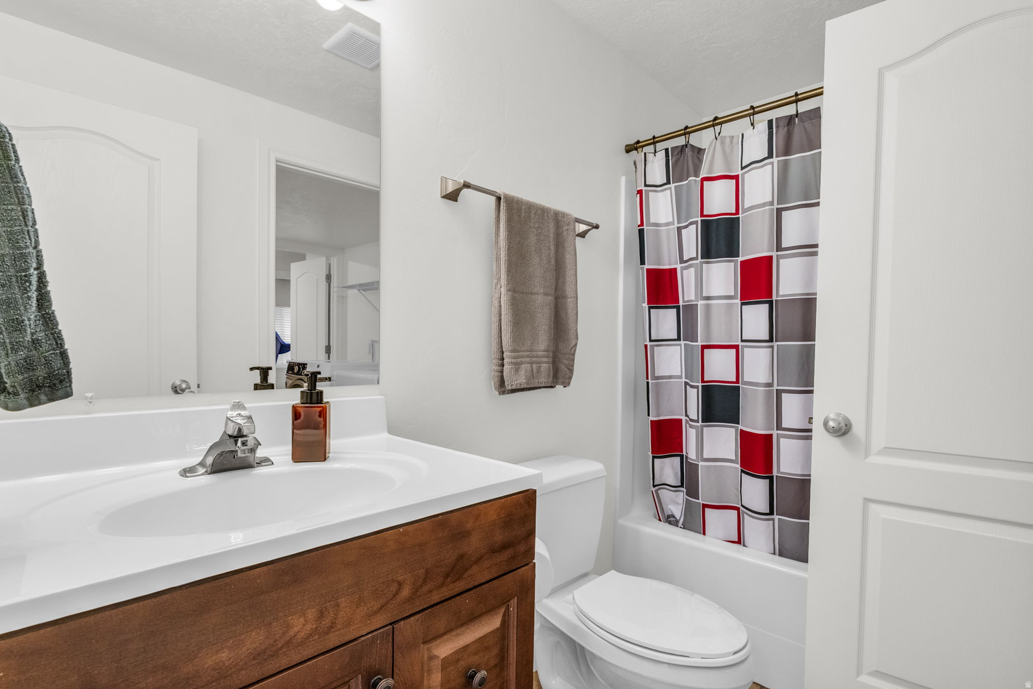 SOMERSET - Residential Income