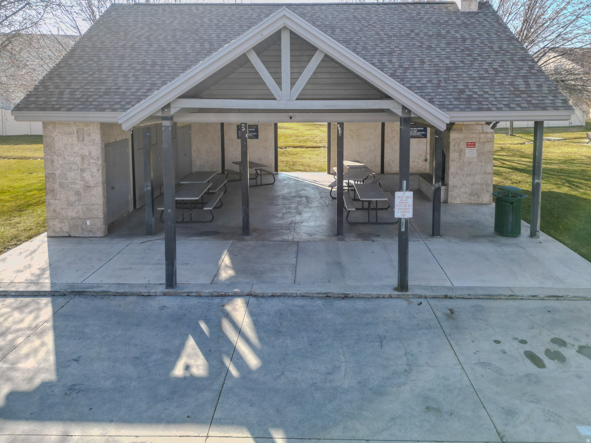 SOMERSET - Residential Income