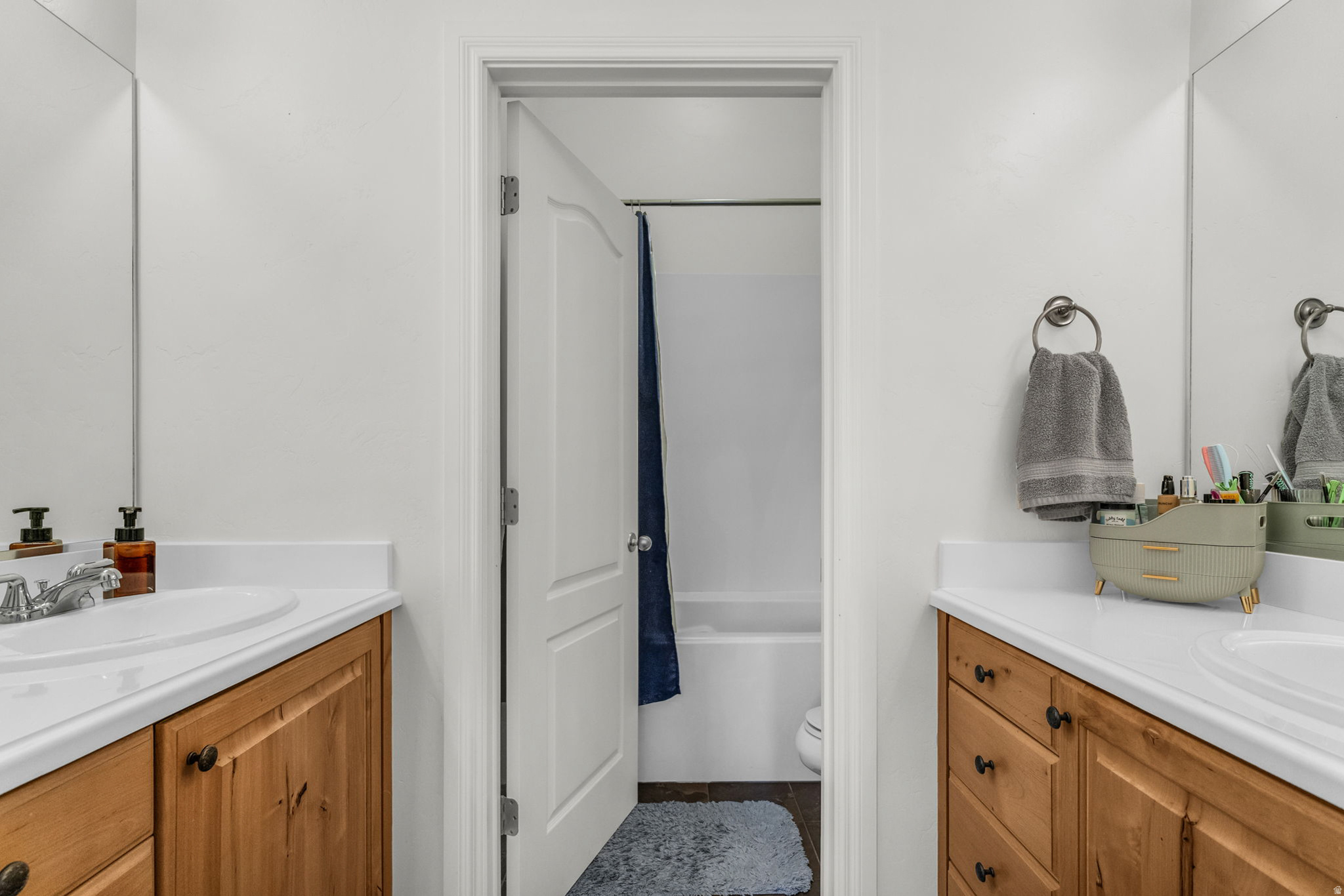 SOMERSET - Residential Income