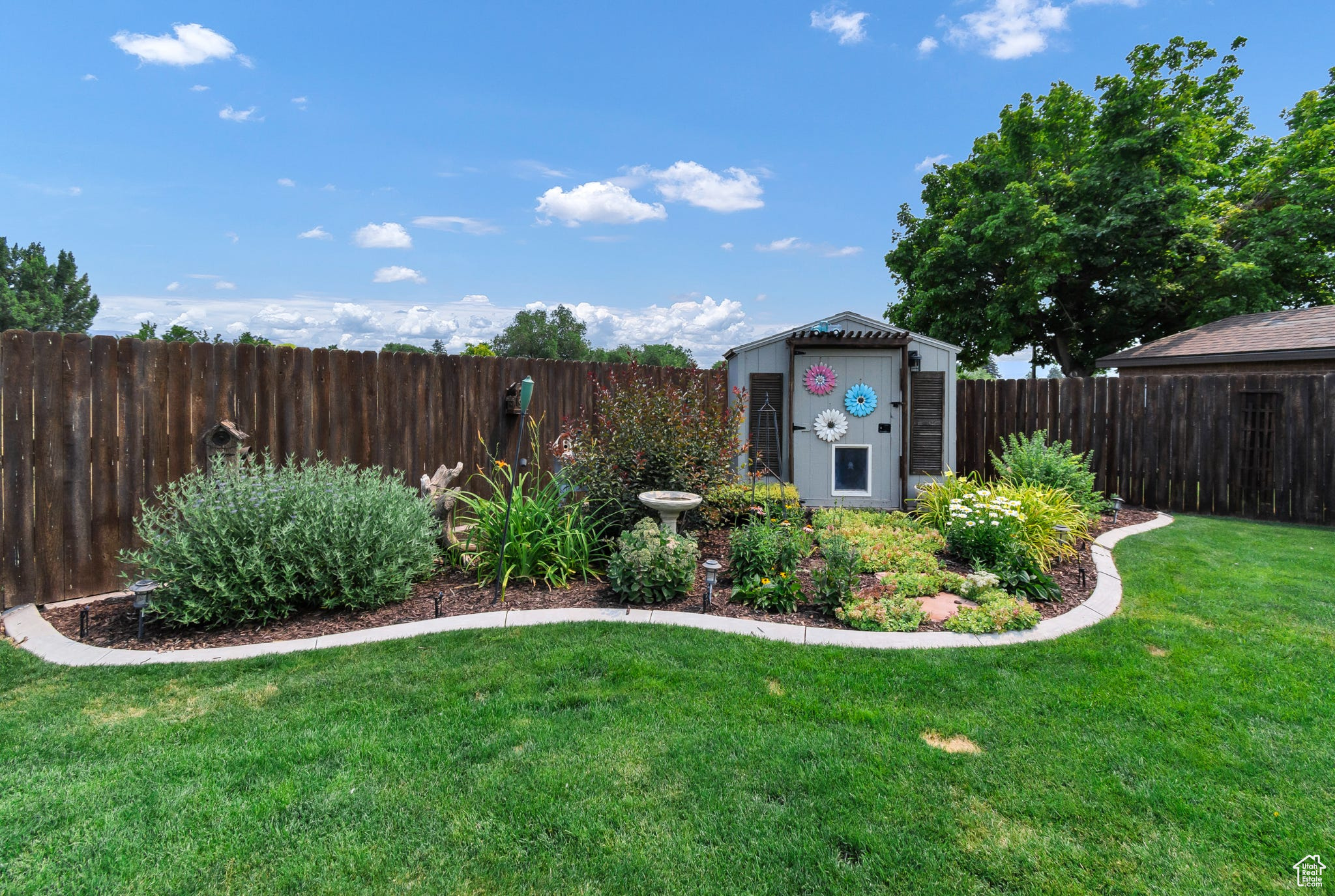 BRIARWOOD ESTATES - Residential