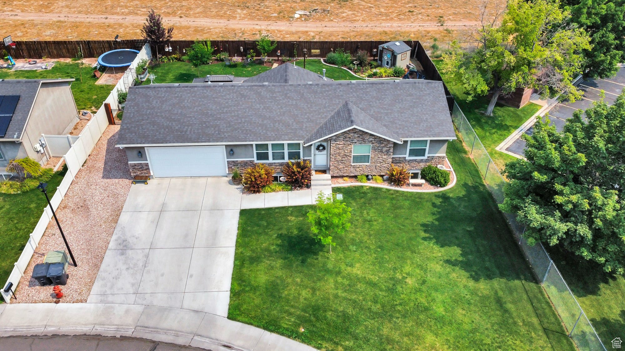 BRIARWOOD ESTATES - Residential